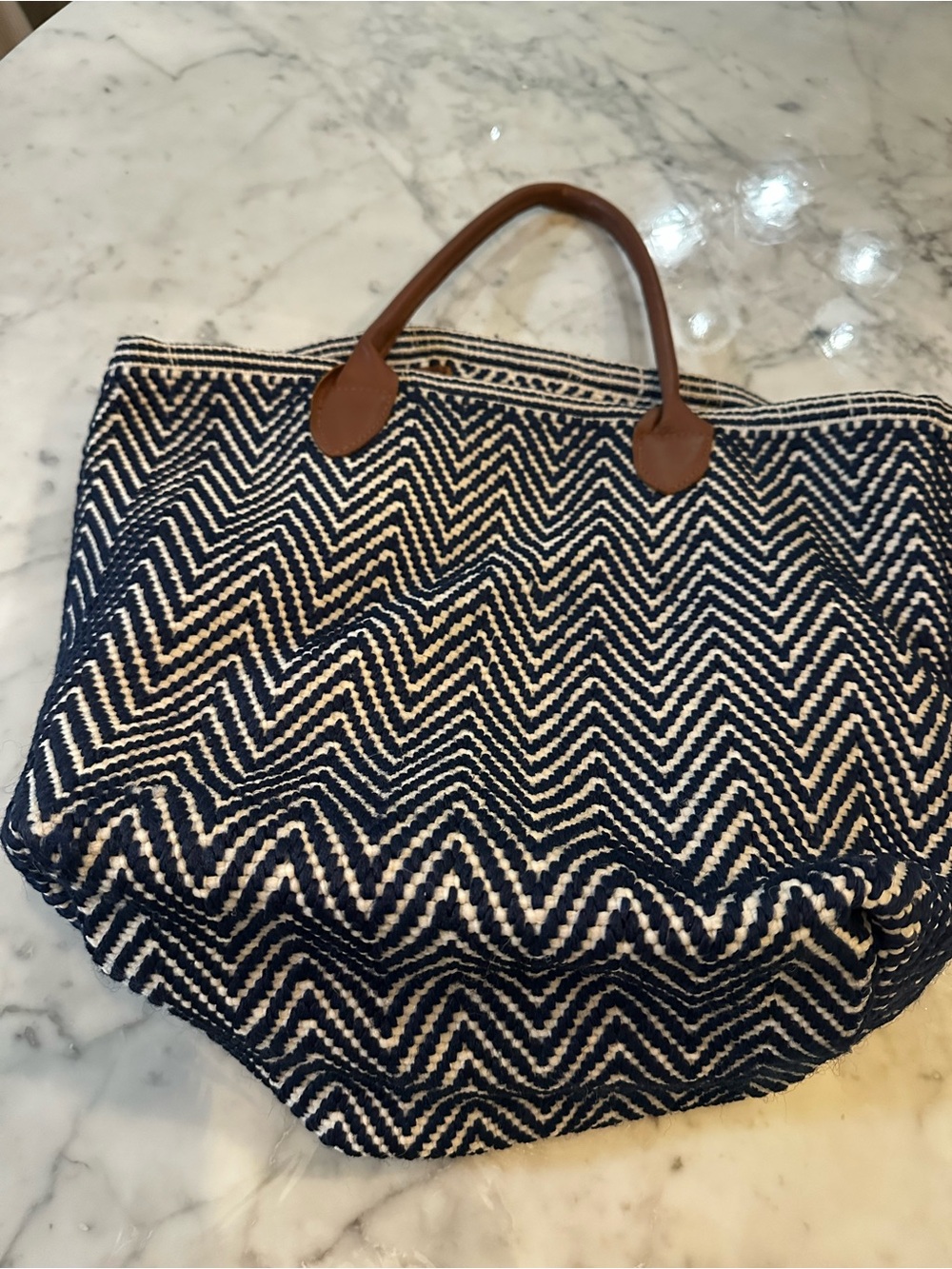 Annie Selke’s Fresh American Navy White Chevron Woven Tote Bag Leather Handles